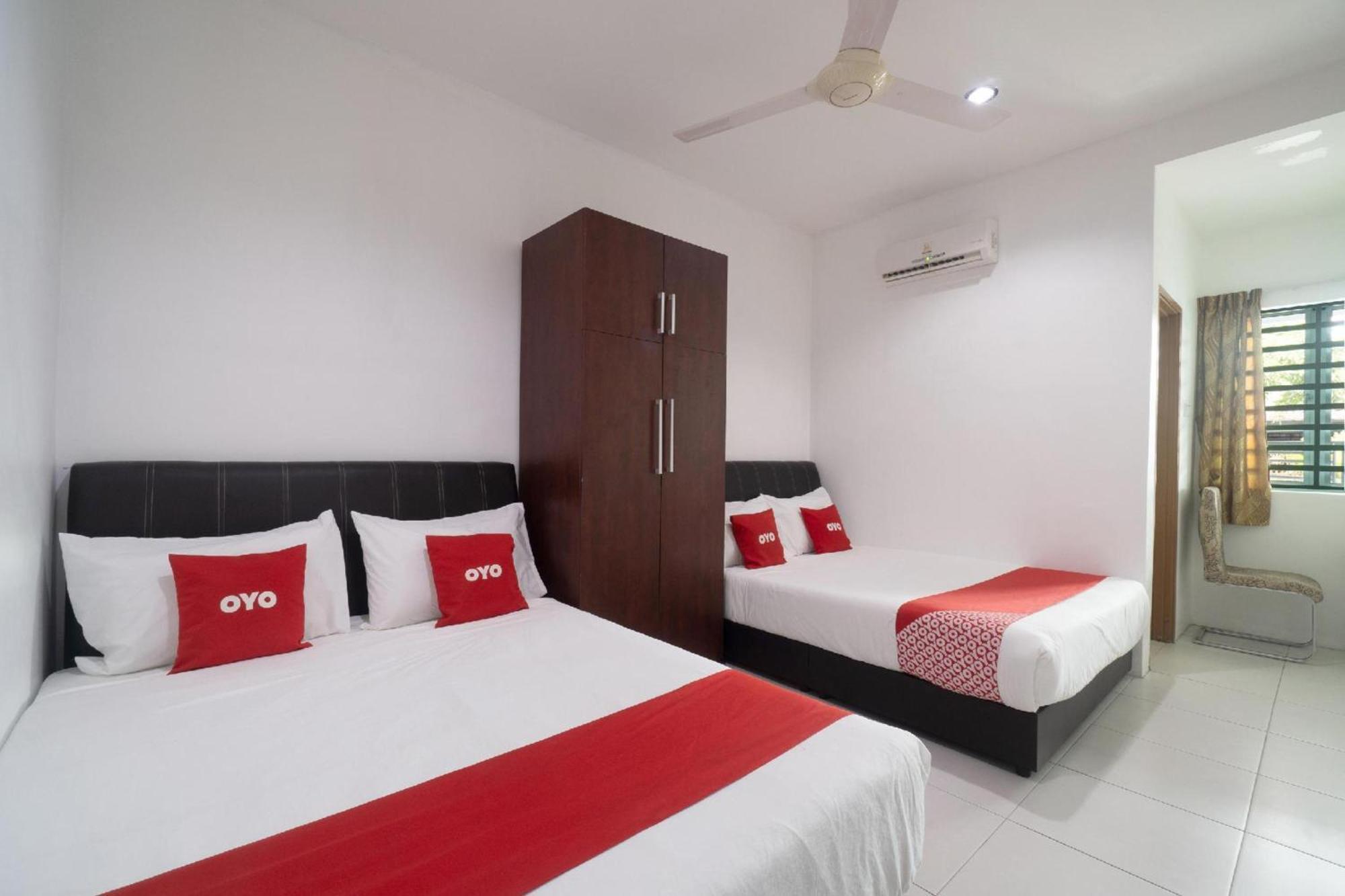 Oyo 91089 Motel Fasa 2B Сери Манджунг Екстериор снимка